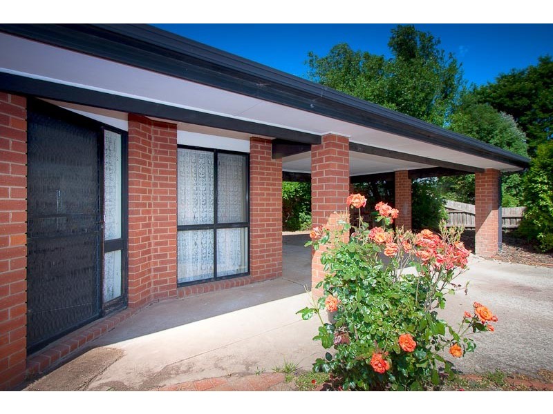 15 The Boulevard, Gisborne VIC 3437