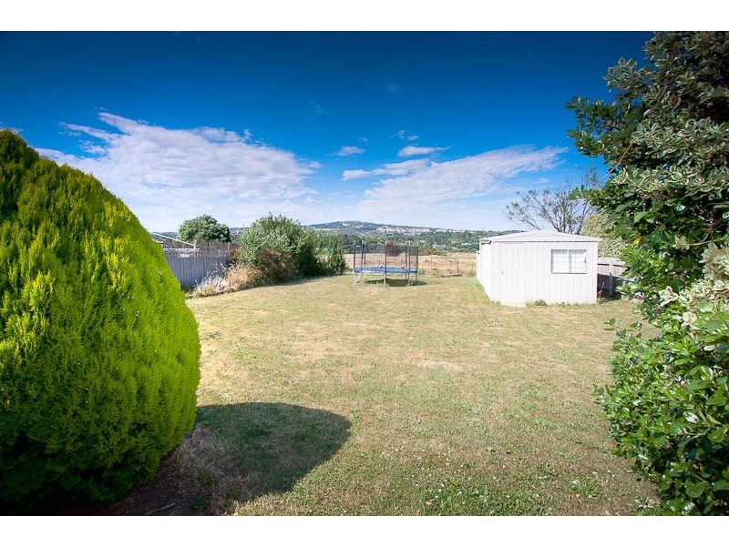 15 The Boulevard, Gisborne VIC 3437