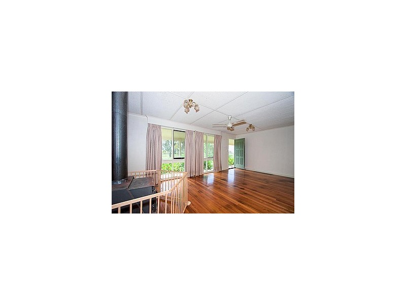 135 Pierce road, New Gisborne VIC 3438