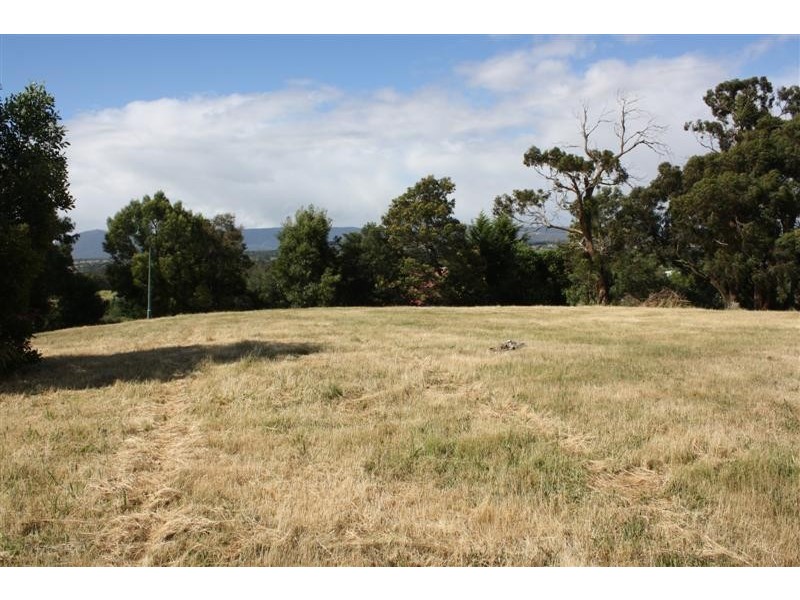 3 Morilla Court, Gisborne VIC 3437