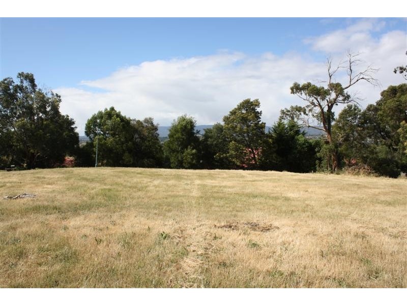 3 Morilla Court, Gisborne VIC 3437