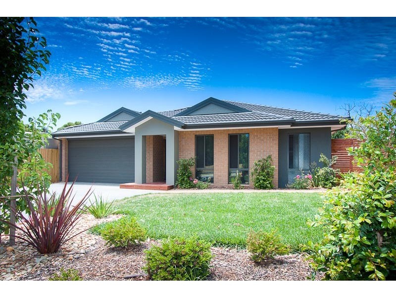 141 Aitken Street, Gisborne VIC 3437