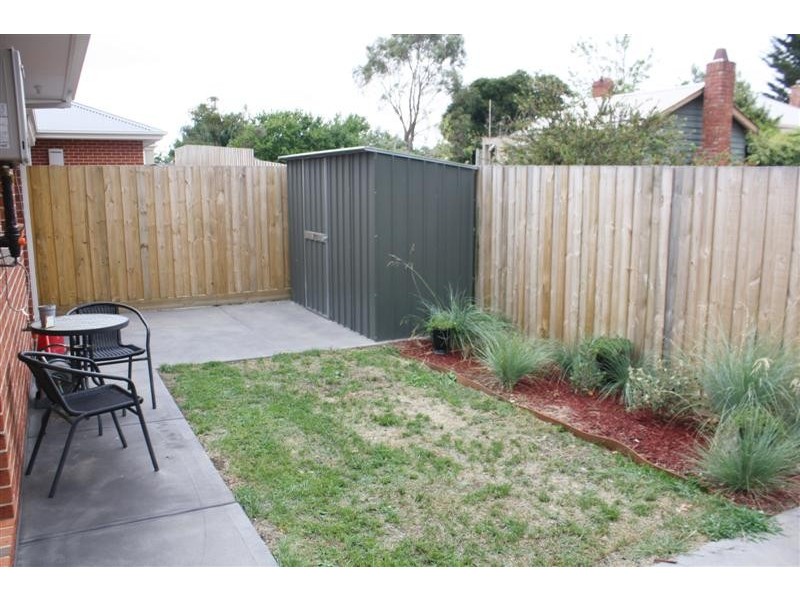 Unit 2/55 Stephen Street, Gisborne VIC 3437