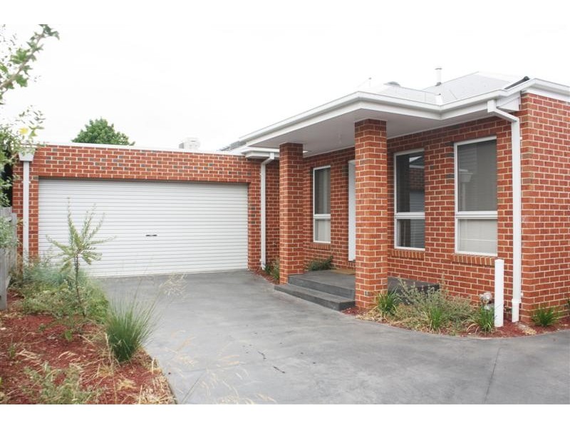 Unit 3/55 Stephen Street, Gisborne VIC 3437