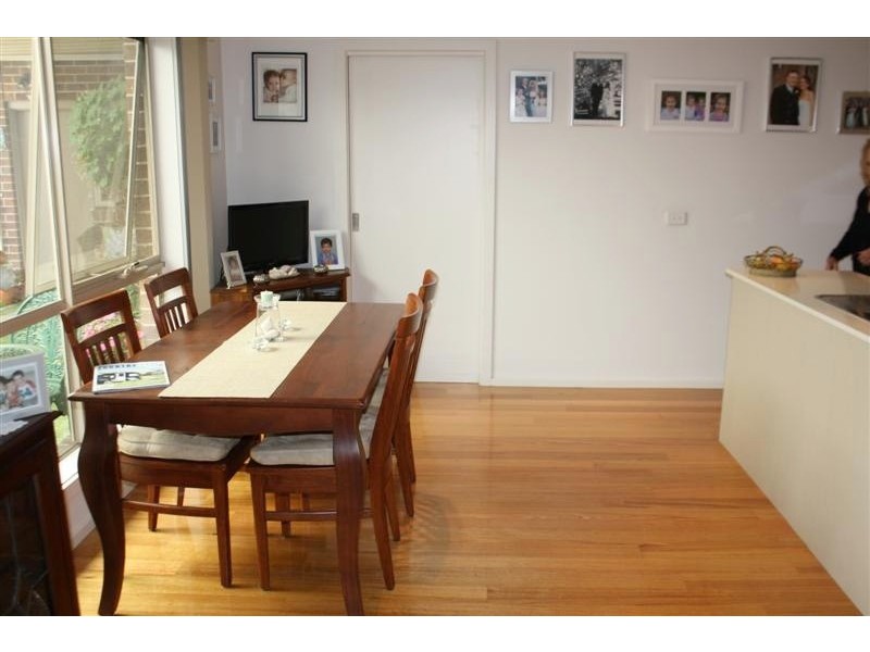 Unit 10/14-16 Rodney Street, Gisborne VIC 3437