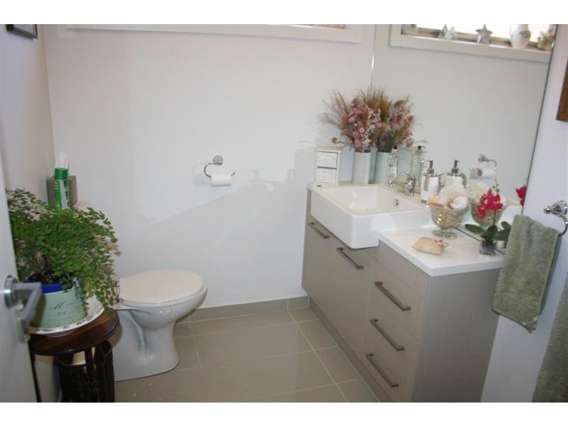 Unit 10/14-16 Rodney Street, Gisborne VIC 3437