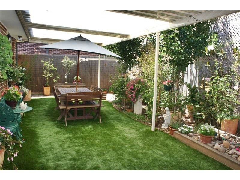 Unit 10/14-16 Rodney Street, Gisborne VIC 3437