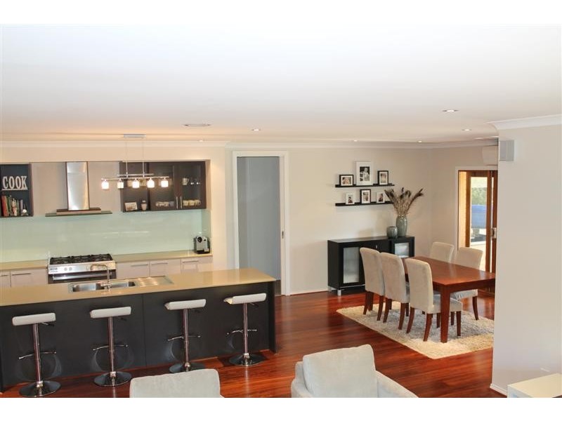 17 Pearce Court, Gisborne VIC 3437