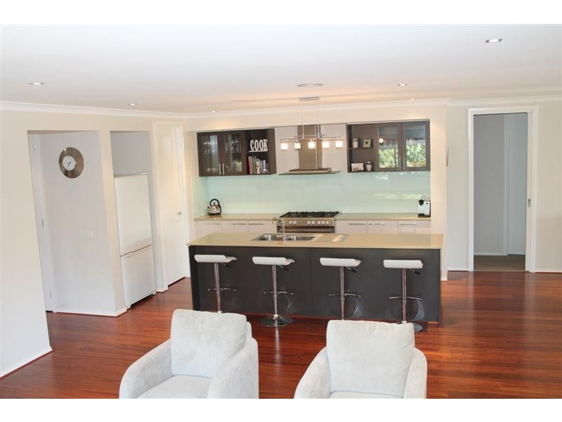 17 Pearce Court, Gisborne VIC 3437