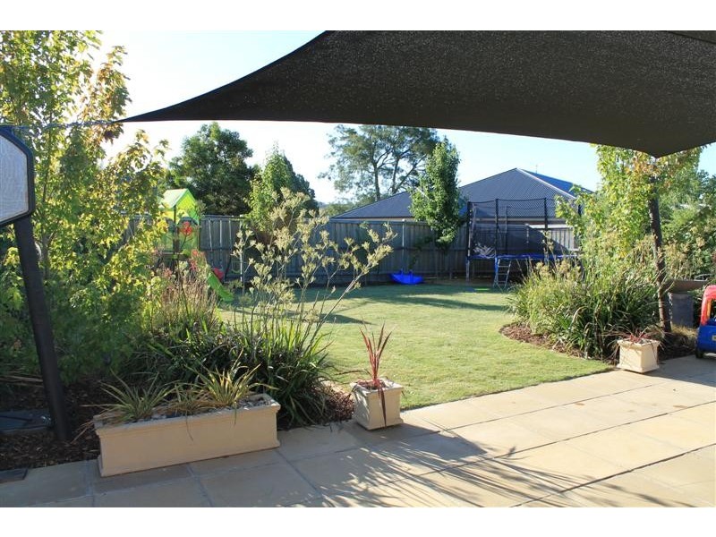 17 Pearce Court, Gisborne VIC 3437