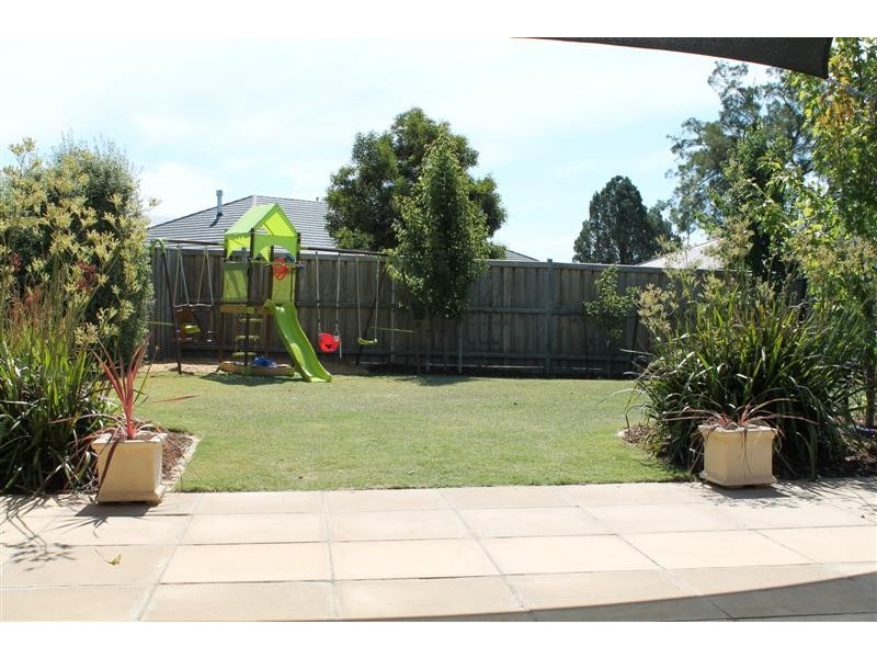 17 Pearce Court, Gisborne VIC 3437