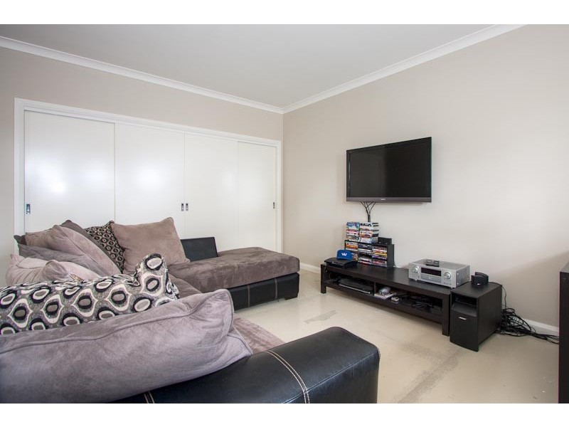 33 Dumbarton Way, Gisborne VIC 3437