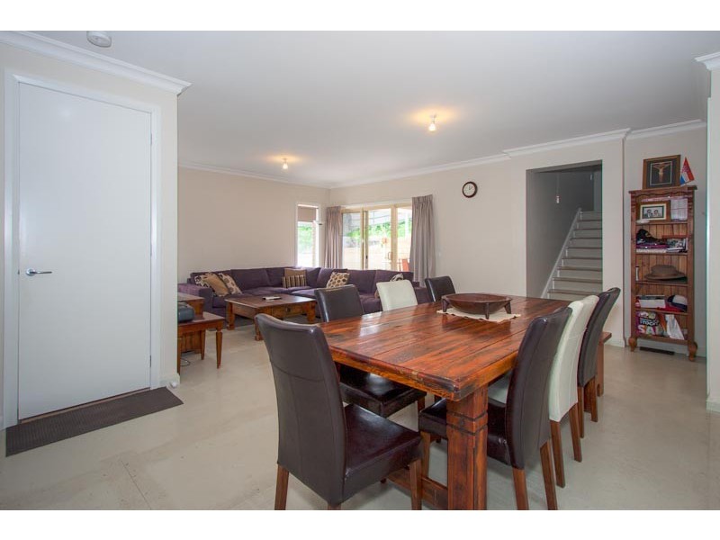 33 Dumbarton Way, Gisborne VIC 3437