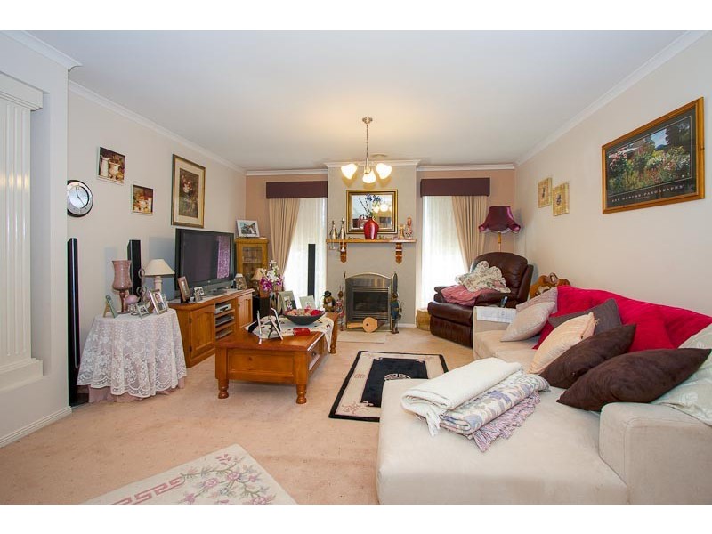 38 Wyralla Crescent, Gisborne VIC 3437