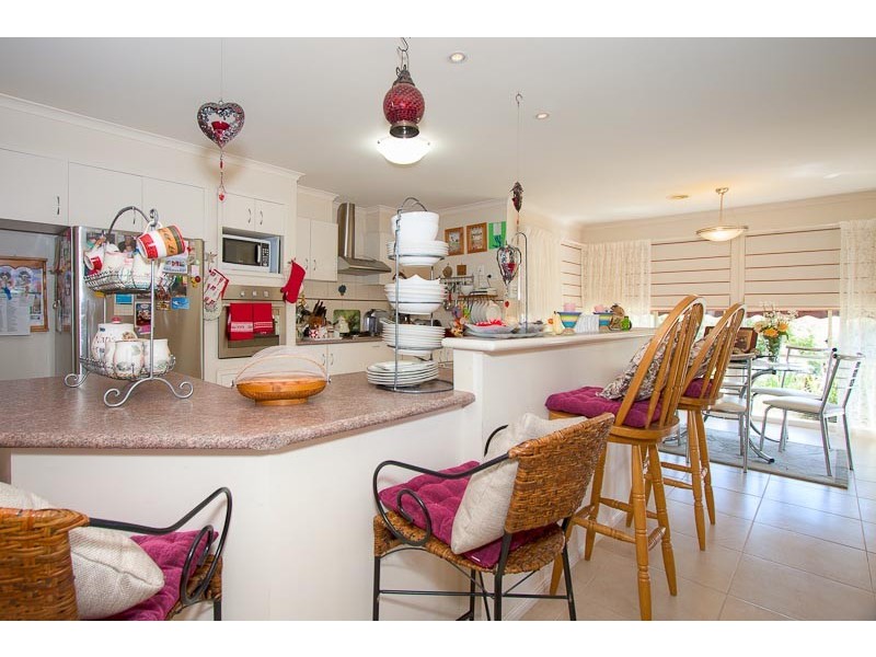 38 Wyralla Crescent, Gisborne VIC 3437