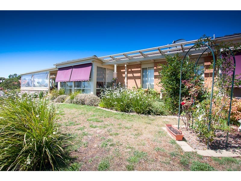 38 Wyralla Crescent, Gisborne VIC 3437