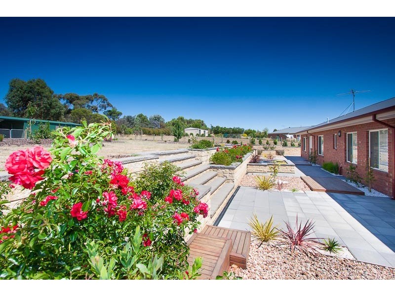 5-6 Freeman Court, Gisborne VIC 3437