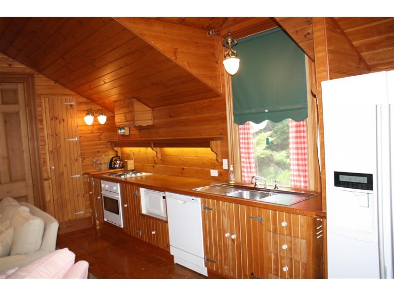 640 Mount Macedon Road, Mount Macedon VIC 3441