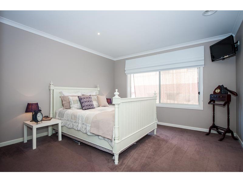 64 The Boulevard, Gisborne VIC 3437