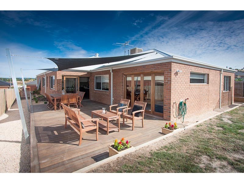64 The Boulevard, Gisborne VIC 3437