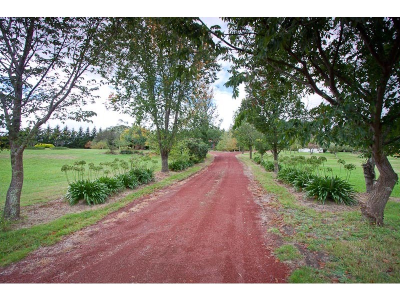 279 Gisborne Melton Road, Gisborne VIC 3437