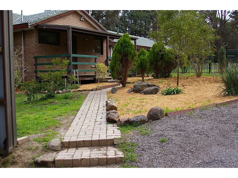 10 Kirribilli Road, New Gisborne VIC 3438