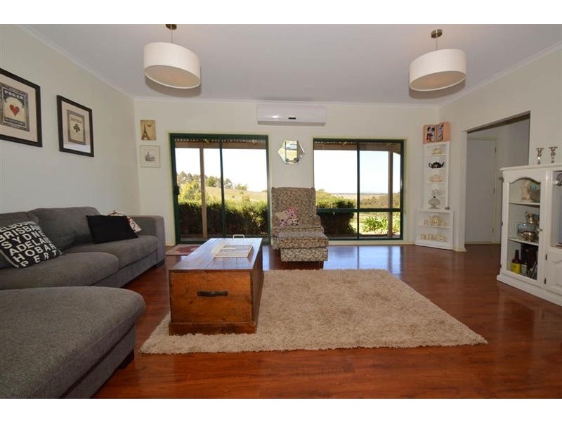590 Kennedy’s Lane, Chintin VIC 3756
