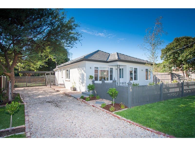 70 Station Street, Romsey VIC 3434