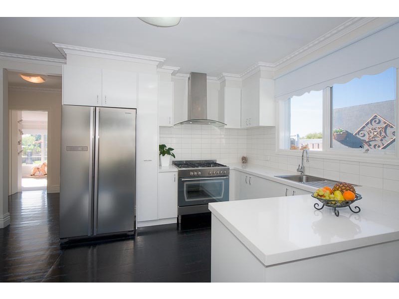 70 Station Street, Romsey VIC 3434
