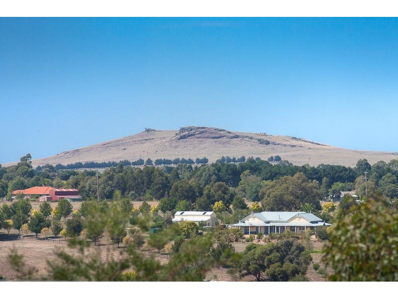 9 Cassandra Close, Gisborne VIC 3437