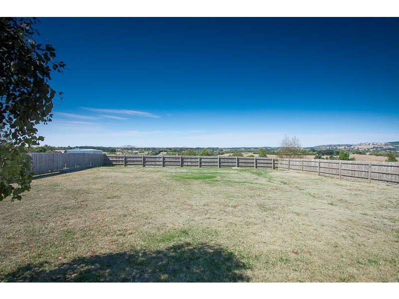 9 Cassandra Close, Gisborne VIC 3437