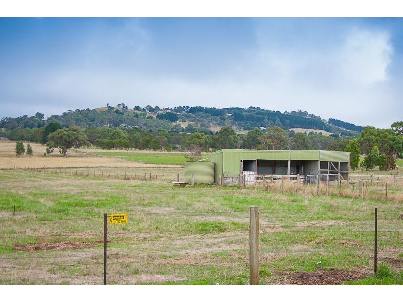 83 McGeorge Rd, Gisborne VIC 3437