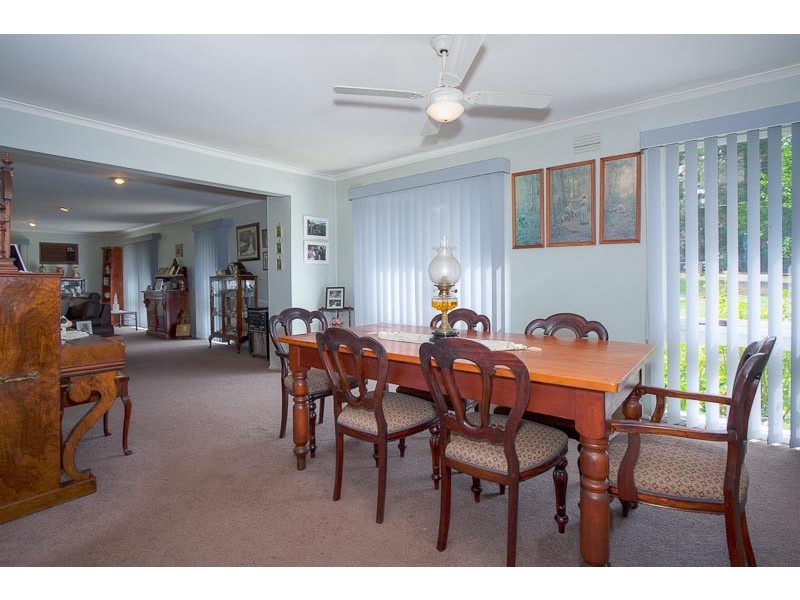 83 McGeorge Rd, Gisborne VIC 3437