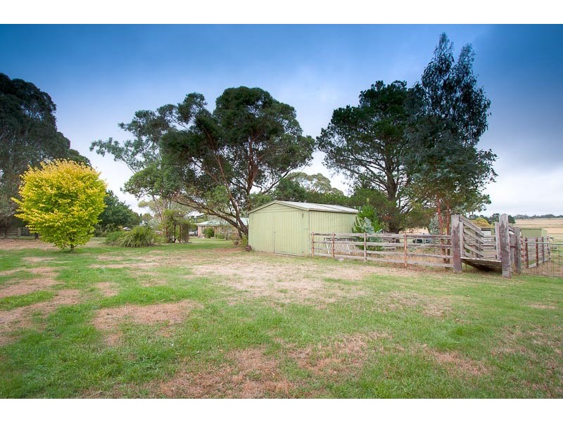 83 McGeorge Rd, Gisborne VIC 3437