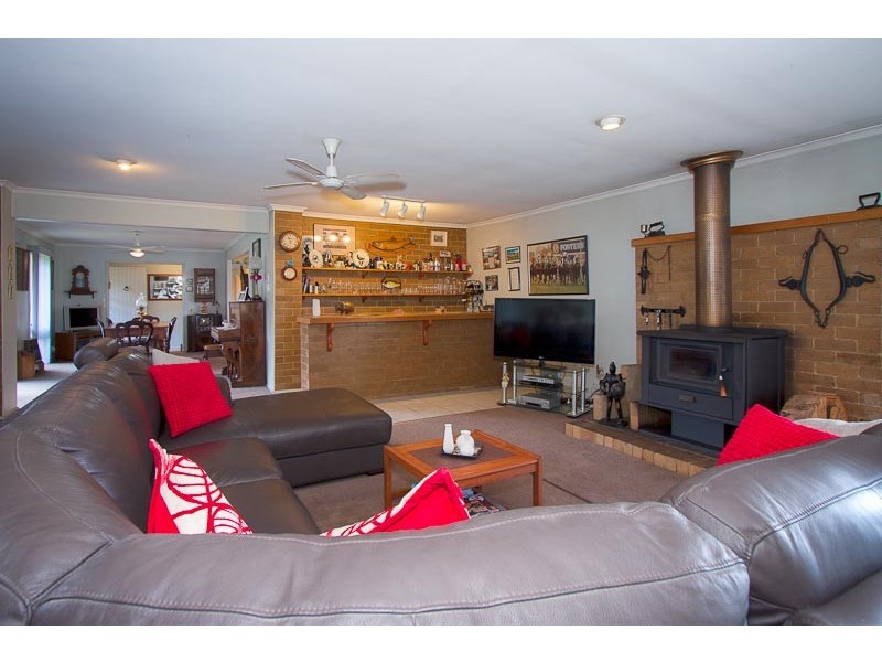 83 McGEORGE ROAD, Gisborne South VIC 3437