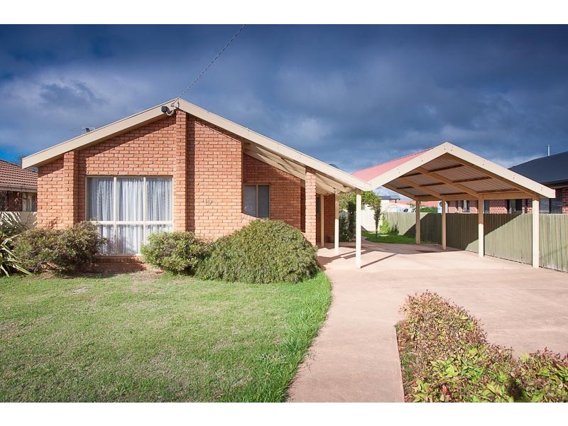 19 Mountain View Way, Gisborne VIC 3437