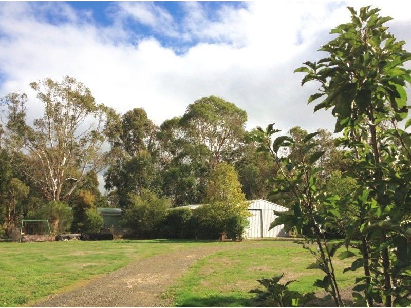 Lot 3 /16 Gordon Crescent, Romsey VIC 3434