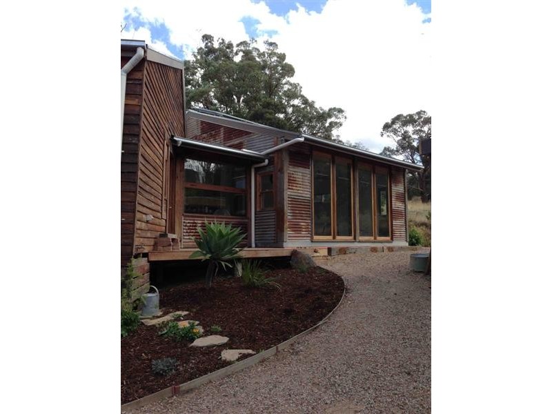 1 Simms Crt, Riddells Creek VIC 3431