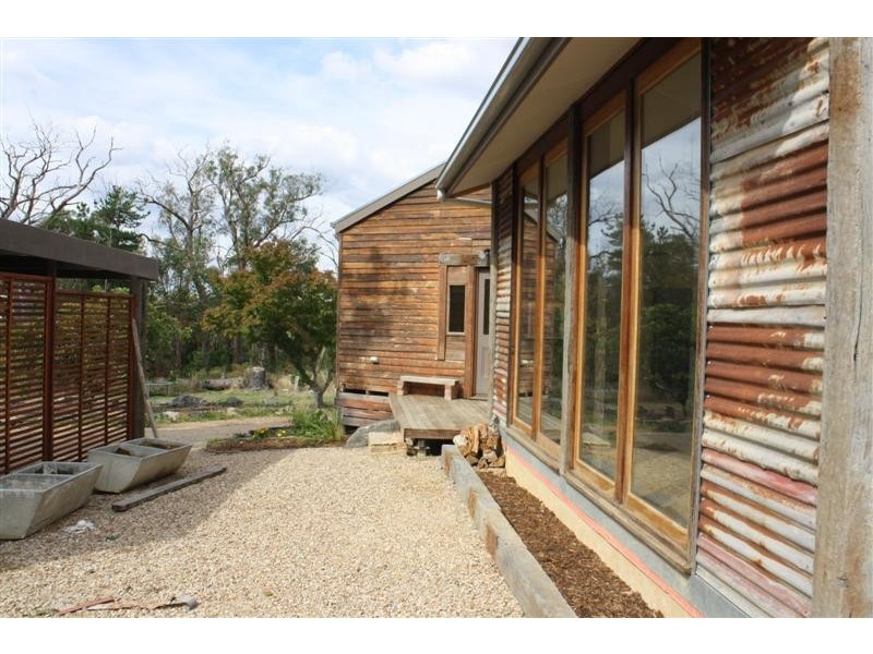 1 Simms Crt, Riddells Creek VIC 3431