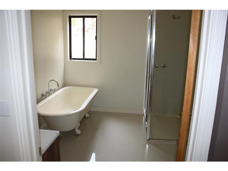 1 Simms Crt, Riddells Creek VIC 3431