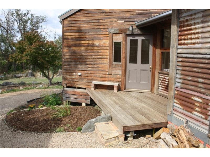 1 Simms Crt, Riddells Creek VIC 3431