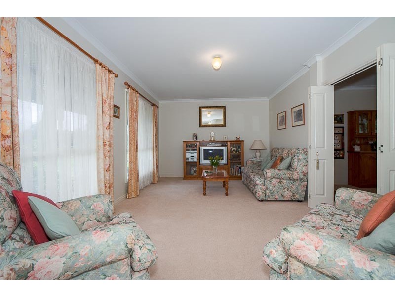 65 Kathryn Court, Riddells Creek VIC 3431