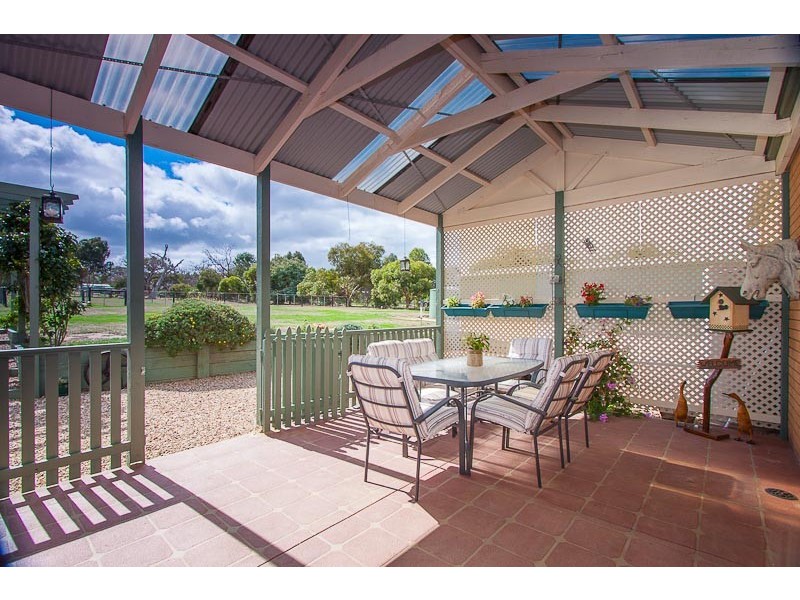 65 Kathryn Court, Riddells Creek VIC 3431