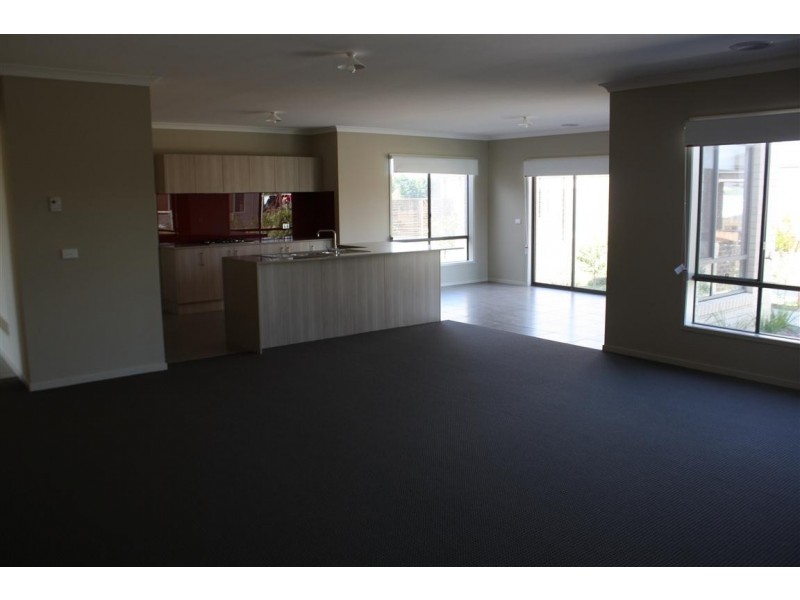 1 Bluegum Circuit, Riddells Creek VIC 3431