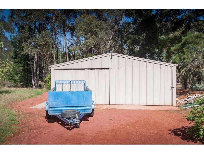 391 Hobbs Road, Bullengarook VIC 3437