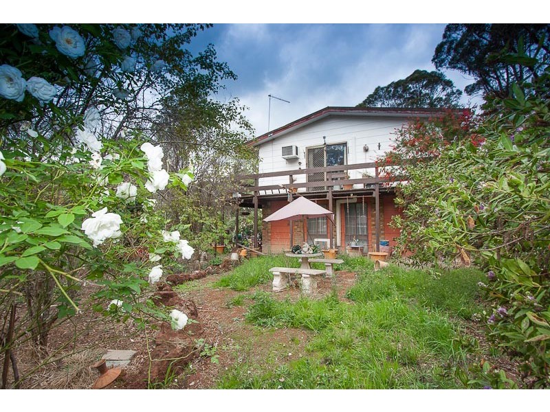 13 Scott Street, Macedon VIC 3440