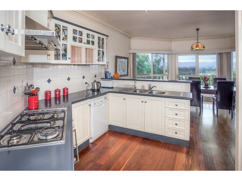 18 Wyralla Crescent, Gisborne VIC 3437