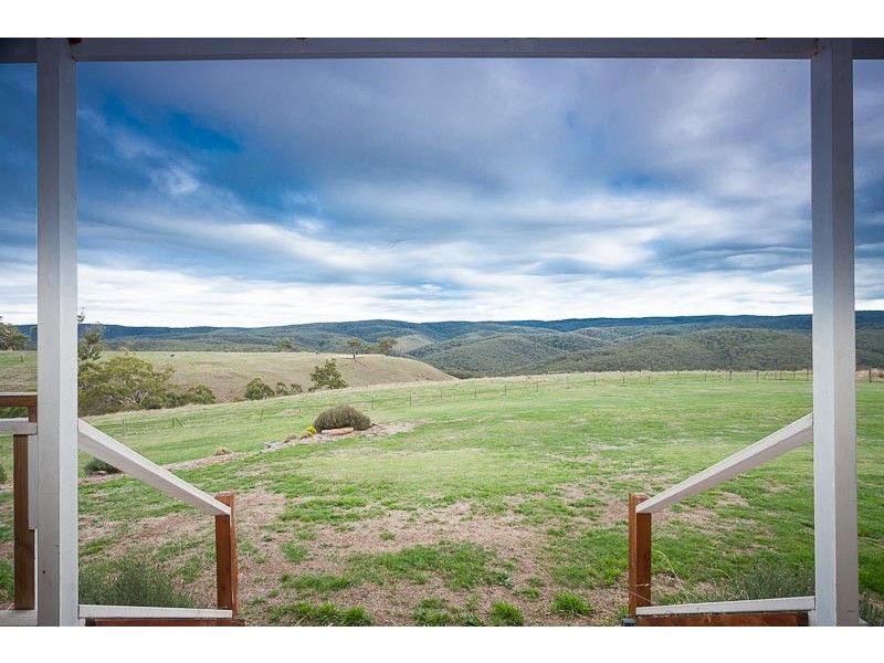 1370 Bacchus Marsh Road, Gisborne VIC 3437