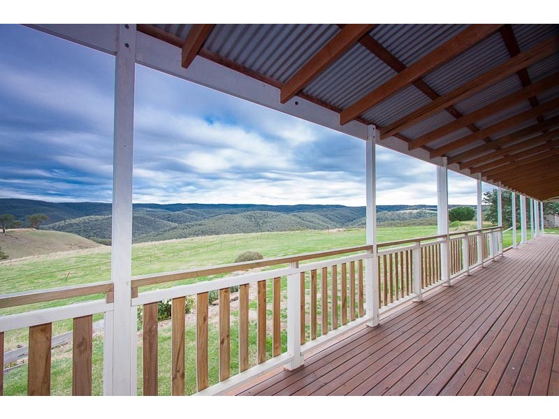 1370 BACCHUS MARSH RD, Bullengarook VIC 3437