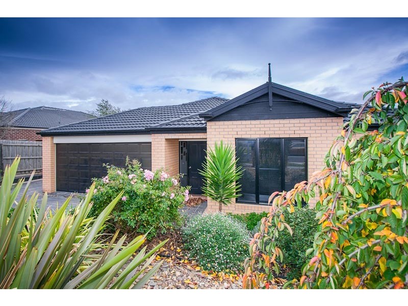 8 Coleman Court, New Gisborne VIC 3438